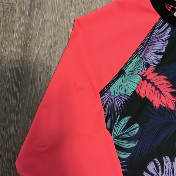 Art Class - Rashguard Large 10/12 - Picture 4 of 4